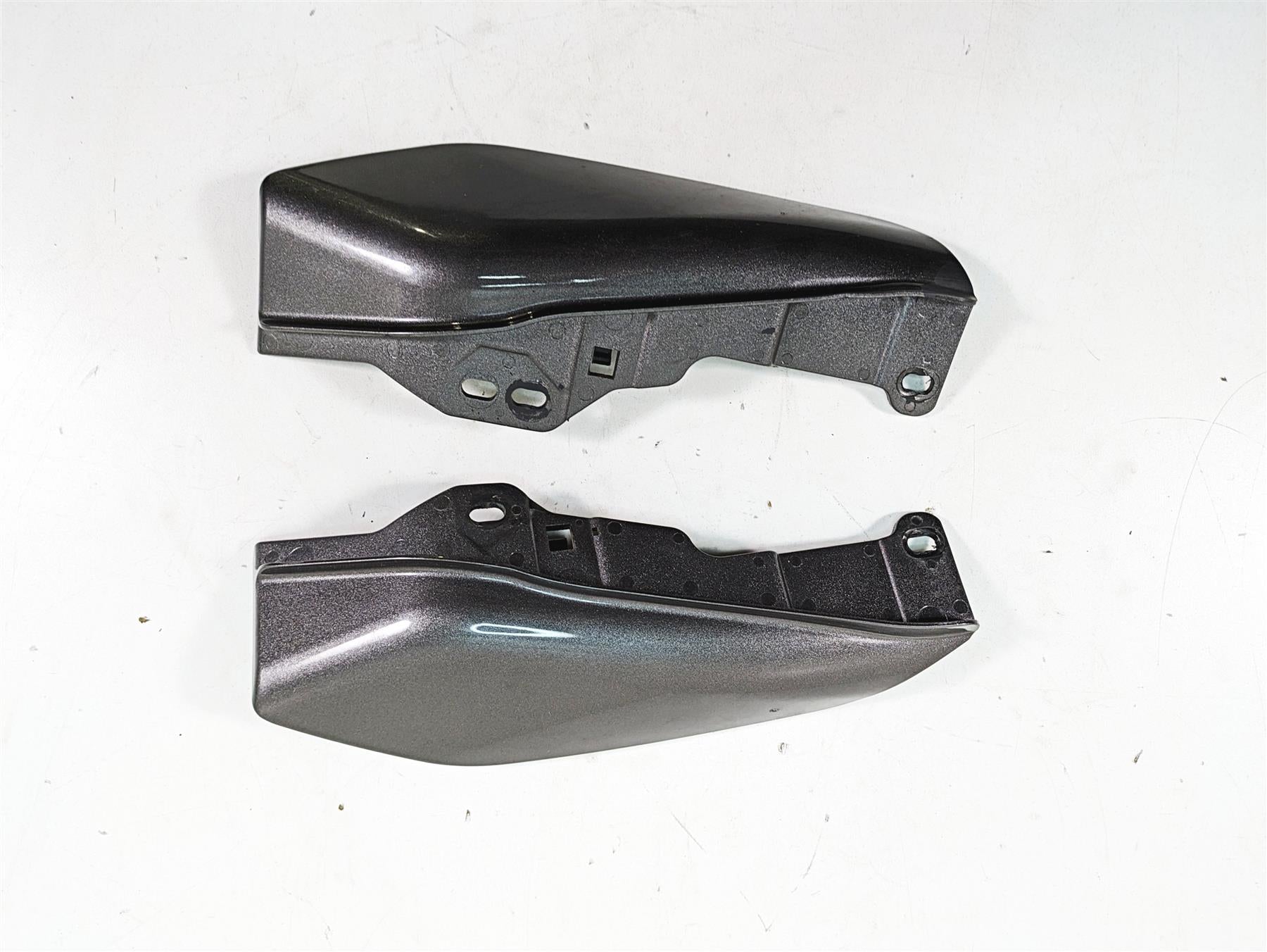 2018 Harley Touring FLHXSE CVO Street Glide Wind Deflectors Set EGW 58167-09 {{ shop.shopifyCountryName }} - Mototech271