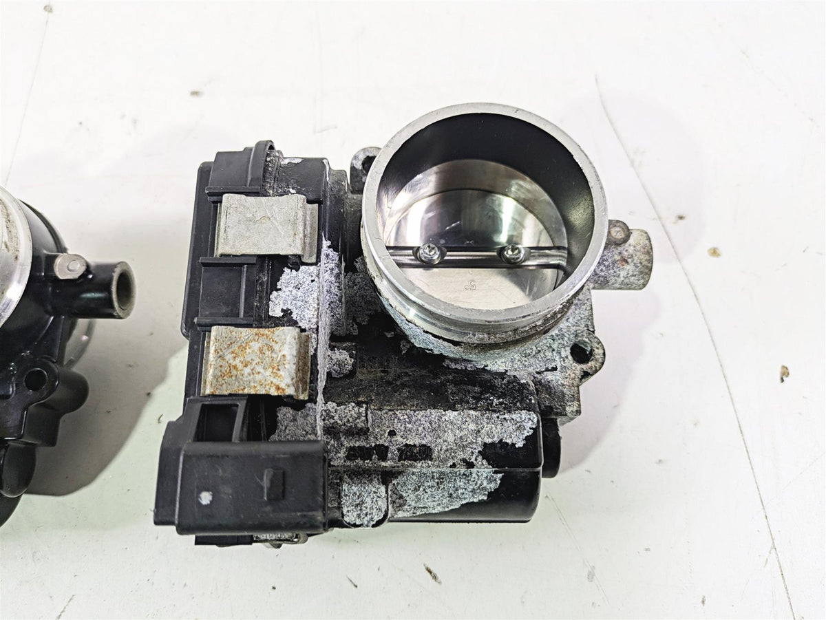 2015 BMW R1200GS Adv K51 Throttle Body Bodies Set 13548564959 {{ shop.shopifyCountryName }} - Mototech271