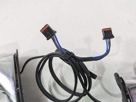 2021 Harley Touring FLTRX Road Glide Front Led Blinker & Mount Set 67800512 {{ shop.shopifyCountryName }} - Mototech271