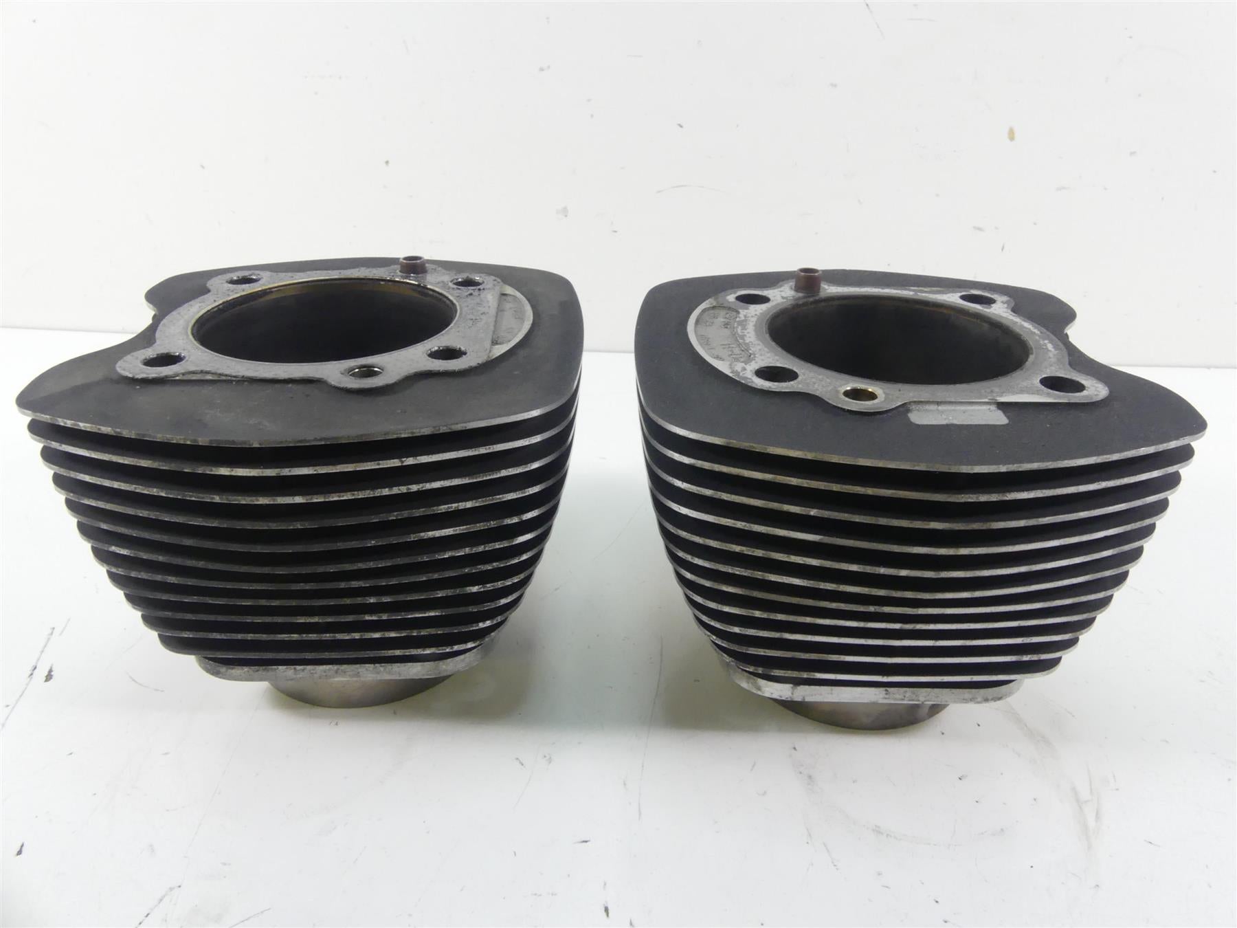 2008 Harley Softail FXSTB Night Train Jug Cylinder Piston Set -Read 17458-07 {{ shop.shopifyCountryName }} - Mototech271