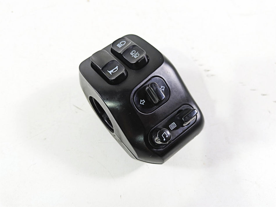 2018 Indian Chieftain Dark Horse Left Hand Control Switch 4016912 4018465 {{ shop.shopifyCountryName }} - Mototech271