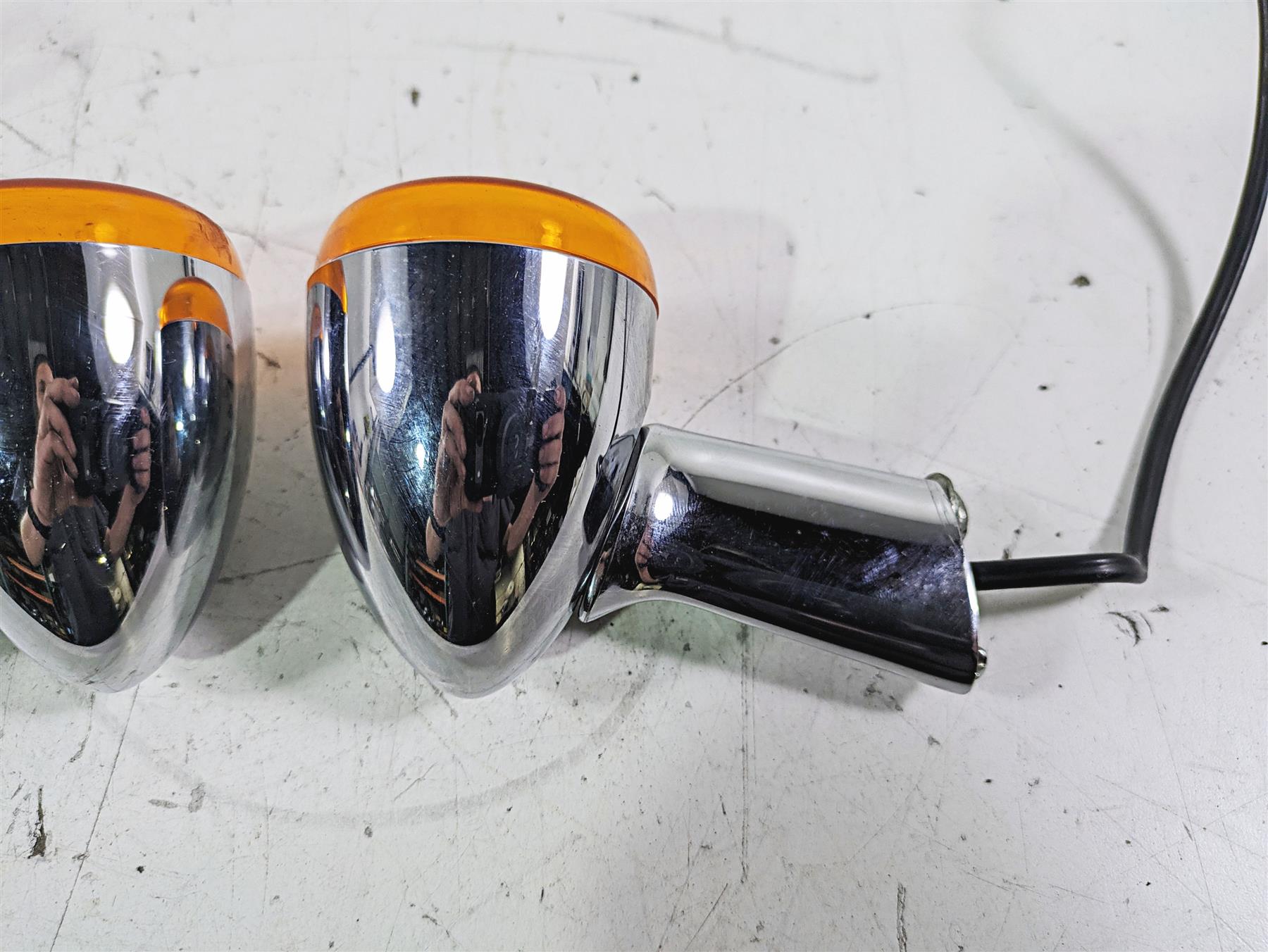 2005 Harley Softail FLSTFSE CVO Fat Boy Rear Blinker Turn Signal Set 69196-03 {{ shop.shopifyCountryName }} - Mototech271