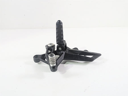 2017 KTM 1290 Super Duke GT Front Right Footpeg & Brake Pedal 6130303910033S {{ shop.shopifyCountryName }} - Mototech271