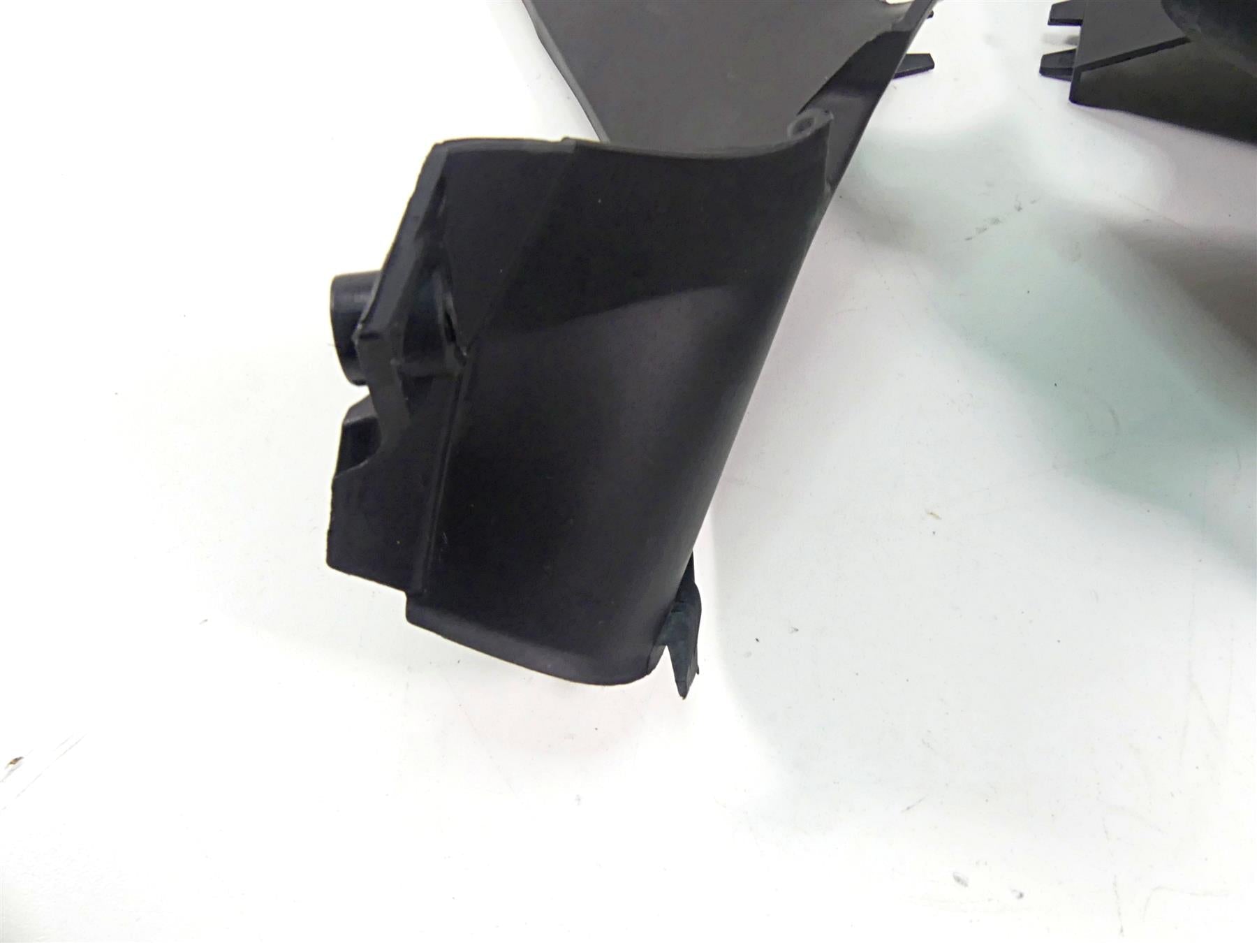 2012 Ducati Panigale 1199S Upper Inner Side Panel Covers 46014951C 46014941C {{ shop.shopifyCountryName }} - Mototech271