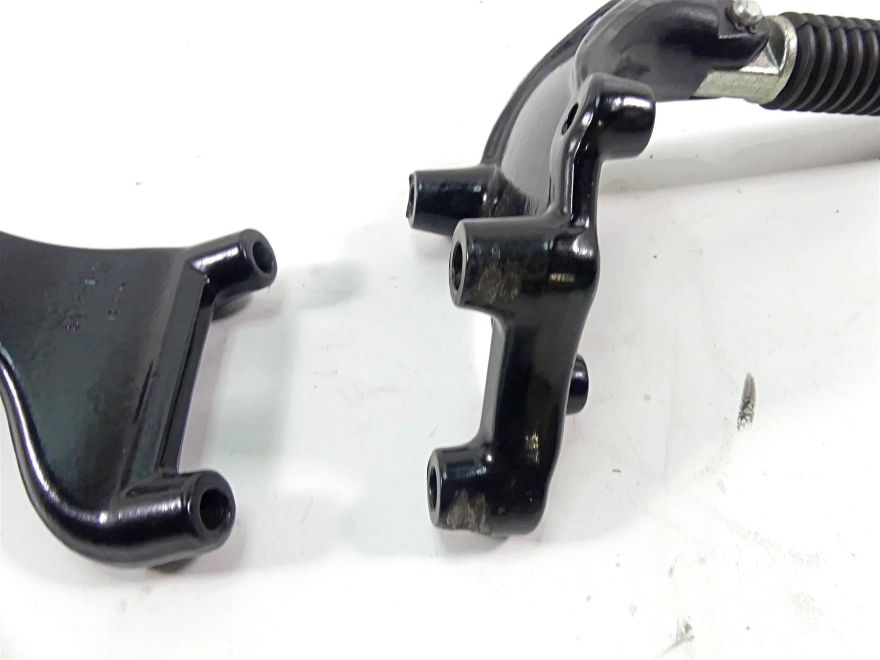 2017 Harley XL1200 CX Sportster Roadster Rear Passenger Foot Peg Set 49315-04 {{ shop.shopifyCountryName }} - Mototech271