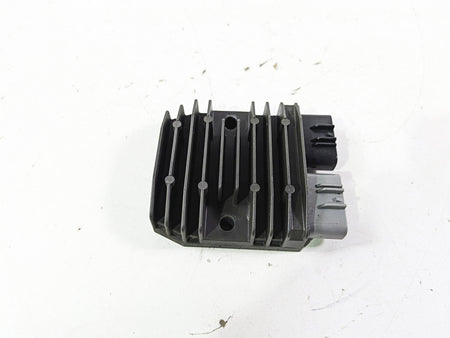 2012 Yamaha XT1200 Super Tenere Rectifier Voltage Regulator 1D7-81960-00 FH012AA {{ shop.shopifyCountryName }} - Mototech271