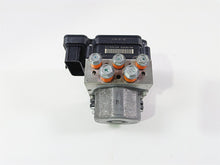 Load image into Gallery viewer, 2016 Harley Touring FLHR Road King  Abs Brake Pump Module Unit 41100013A
