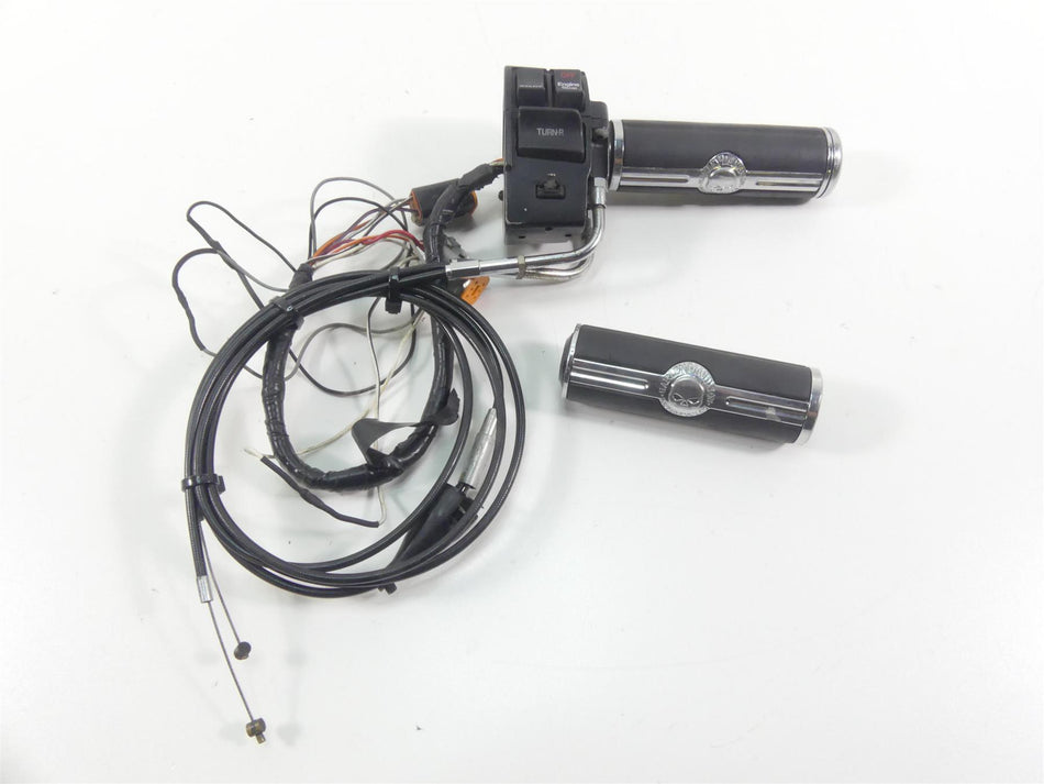 1995 Harley Touring FLHTCU Electra Glide Right Hand Control Switch Set 71589-92 {{ shop.shopifyCountryName }} - Mototech271