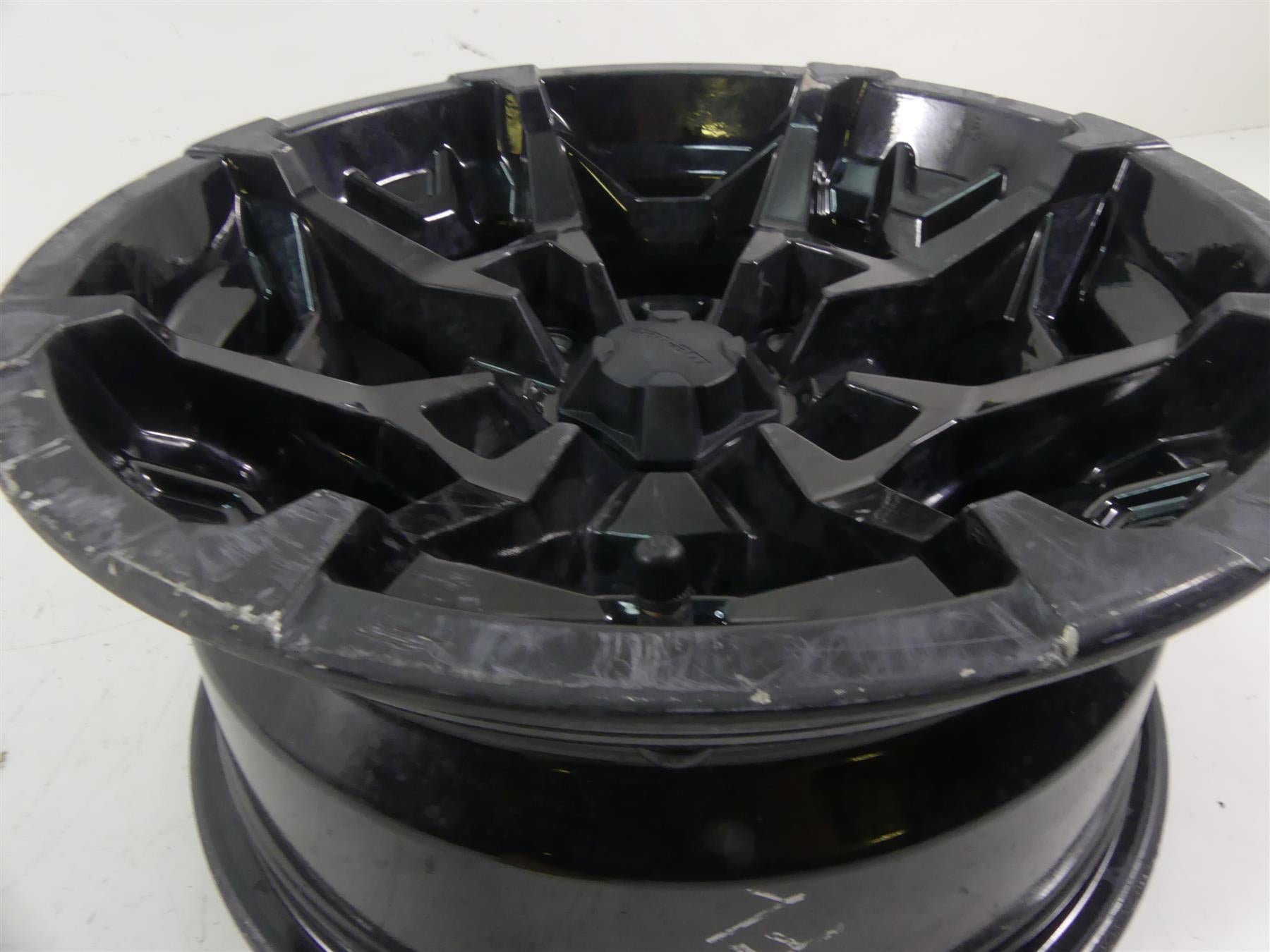 2020 Can-Am Commander 1000R XT Front 14x6.5 Left Wheel Rim 705401849 {{ shop.shopifyCountryName }} - Mototech271