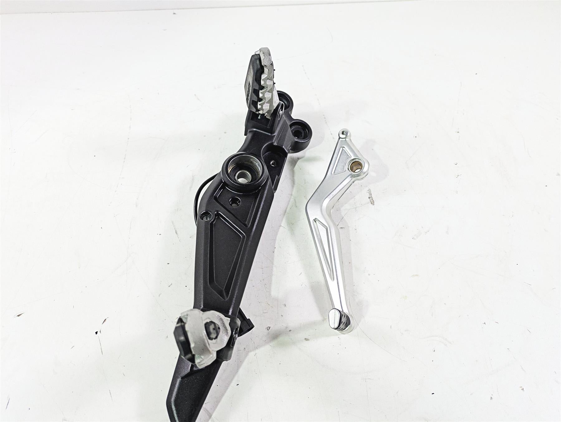 2018 Ducati Hypermotard 939 SP Right Foot Peg Bracket & Brake Pedal 82412101CA {{ shop.shopifyCountryName }} - Mototech271
