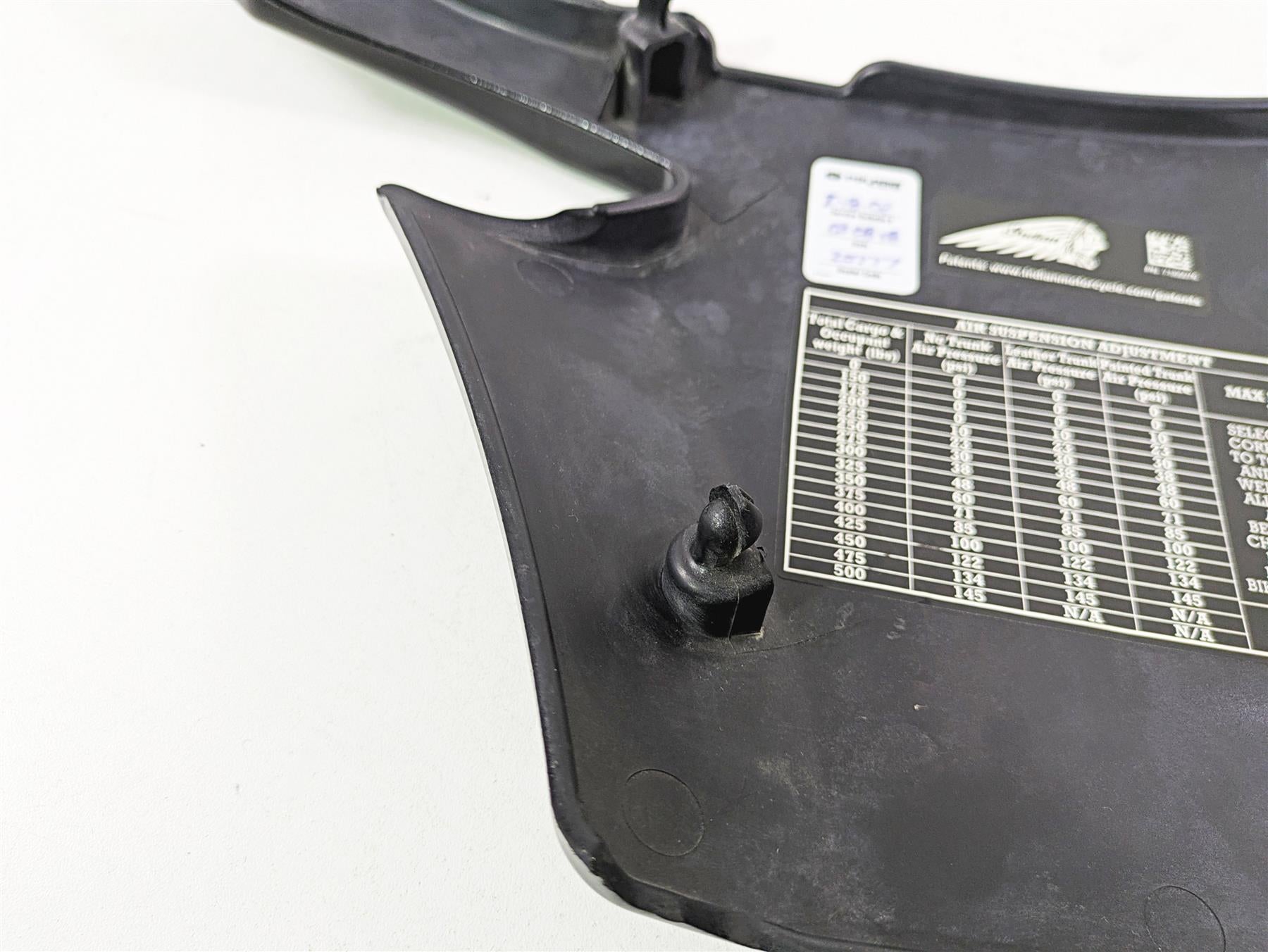2017 Indian Chieftain Limited Left Upper Side Cover Fairing - Black 5450242 {{ shop.shopifyCountryName }} - Mototech271