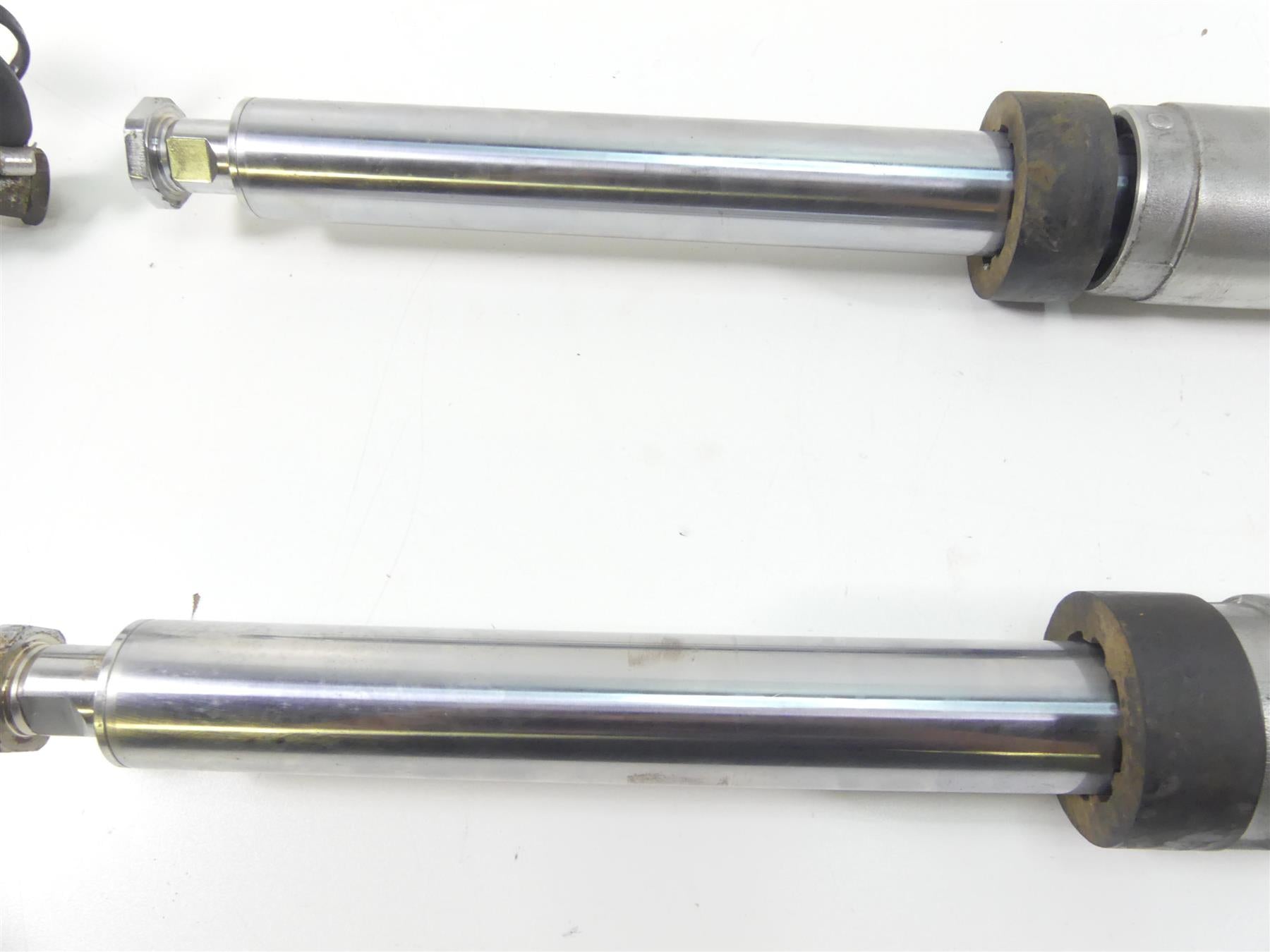 1995 Harley Touring FLHTCU Electra Glide Straight Front Forks Set 41mm 45860-84 {{ shop.shopifyCountryName }} - Mototech271