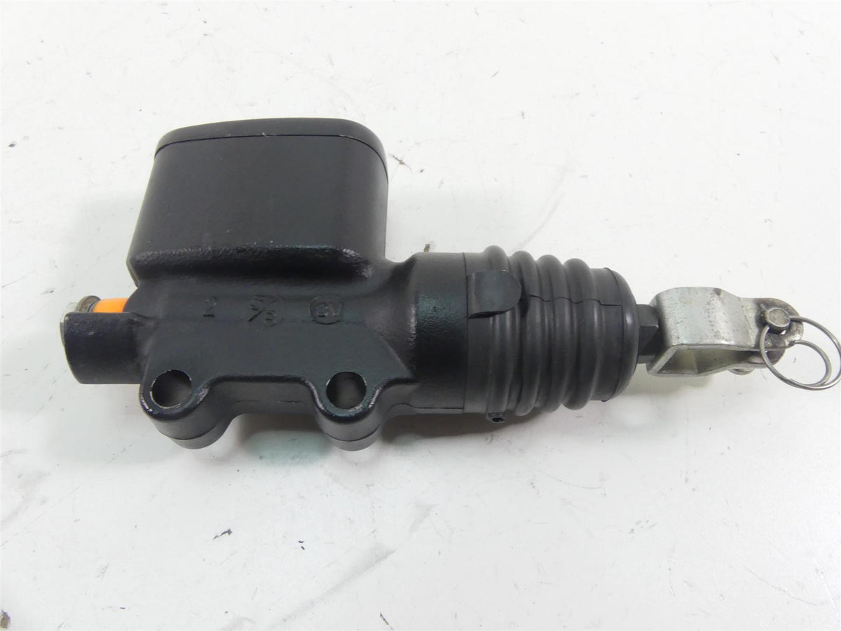 2019 Harley Softail FXBB Street Bob Rear 5/8 Brake Master Cylinder 41700460 {{ shop.shopifyCountryName }} - Mototech271