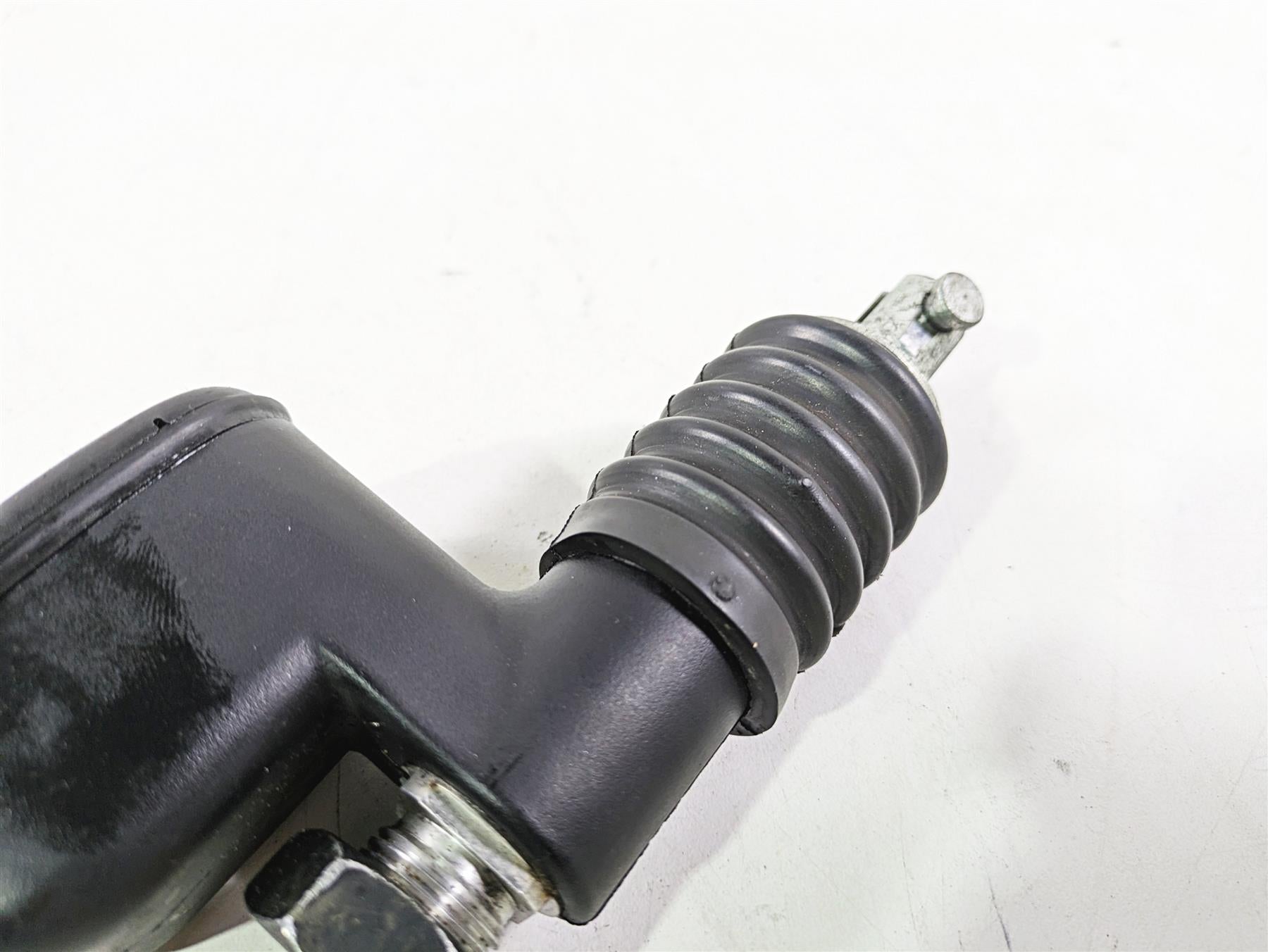2008 Harley FLSTSB Cross Bones Rear Brake Master Cylinder 41767-05E {{ shop.shopifyCountryName }} - Mototech271