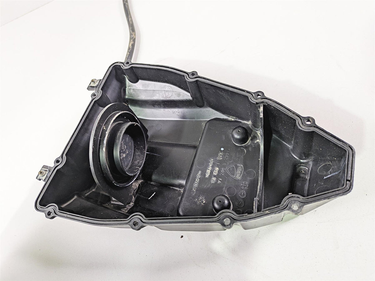 2018 Ducati Scrambler Desert Sled 800 Air Box Cleaner Breather Filter 44213103A {{ shop.shopifyCountryName }} - Mototech271