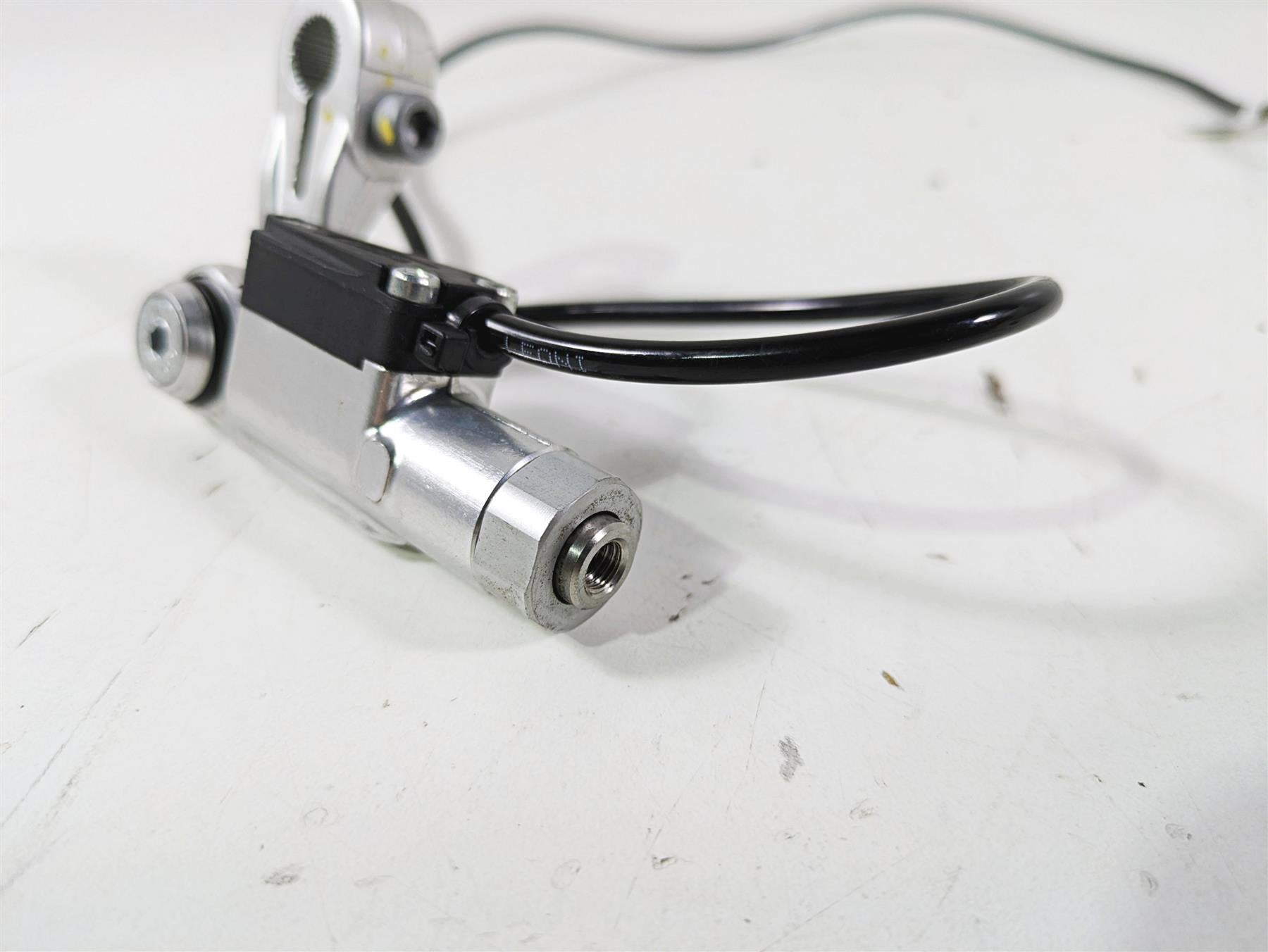 2021 Aprilia RS660 Quickshifter Quick Shifter Shift Assistant 2D000602 {{ shop.shopifyCountryName }} - Mototech271