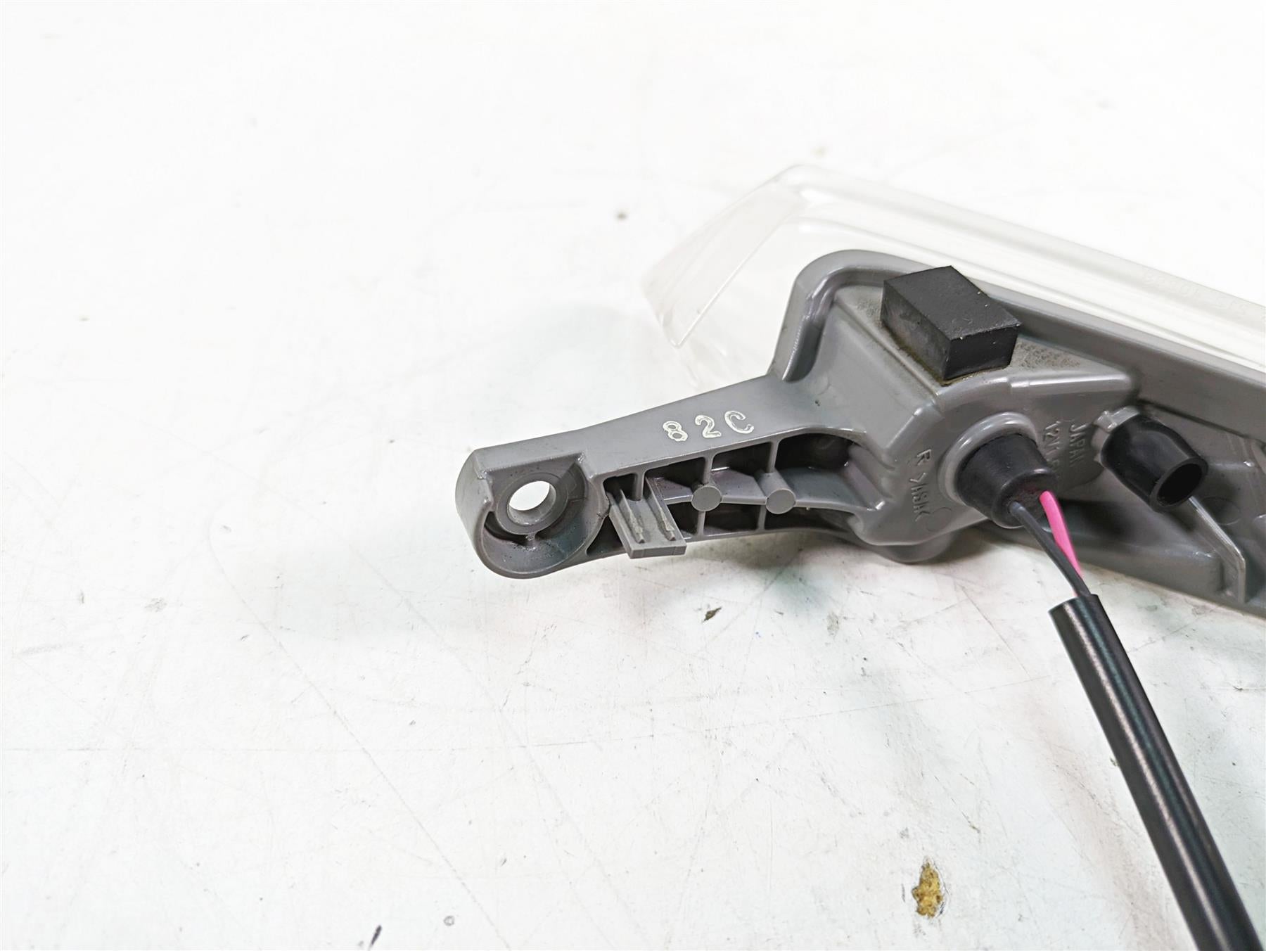 2018 Kawasaki ZX1002 Ninja H2 SX Right Park Position Light - Read 23016-0614 {{ shop.shopifyCountryName }} - Mototech271