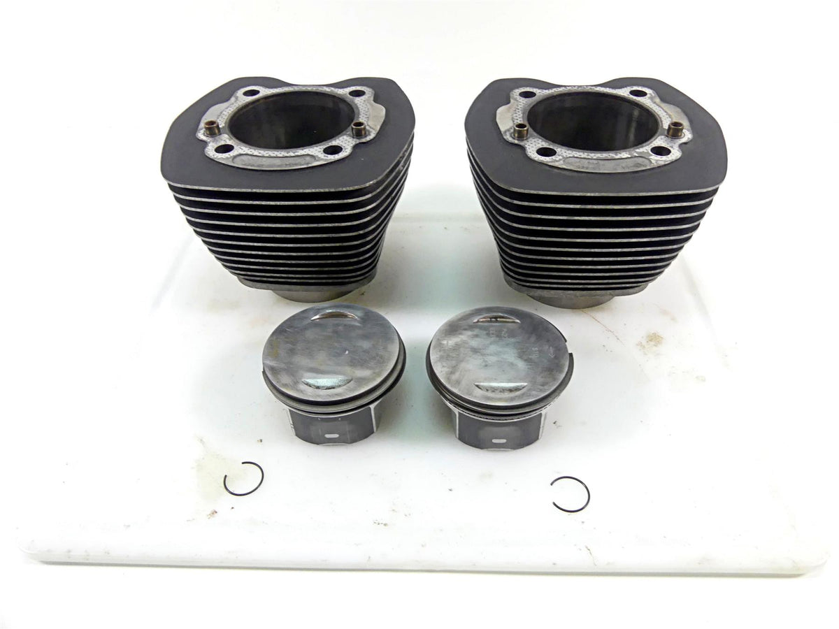 2017 Harley Softail FXSB Breakout 103 ci Cylinder Jugs Piston Set 17460-07A {{ shop.shopifyCountryName }} - Mototech271
