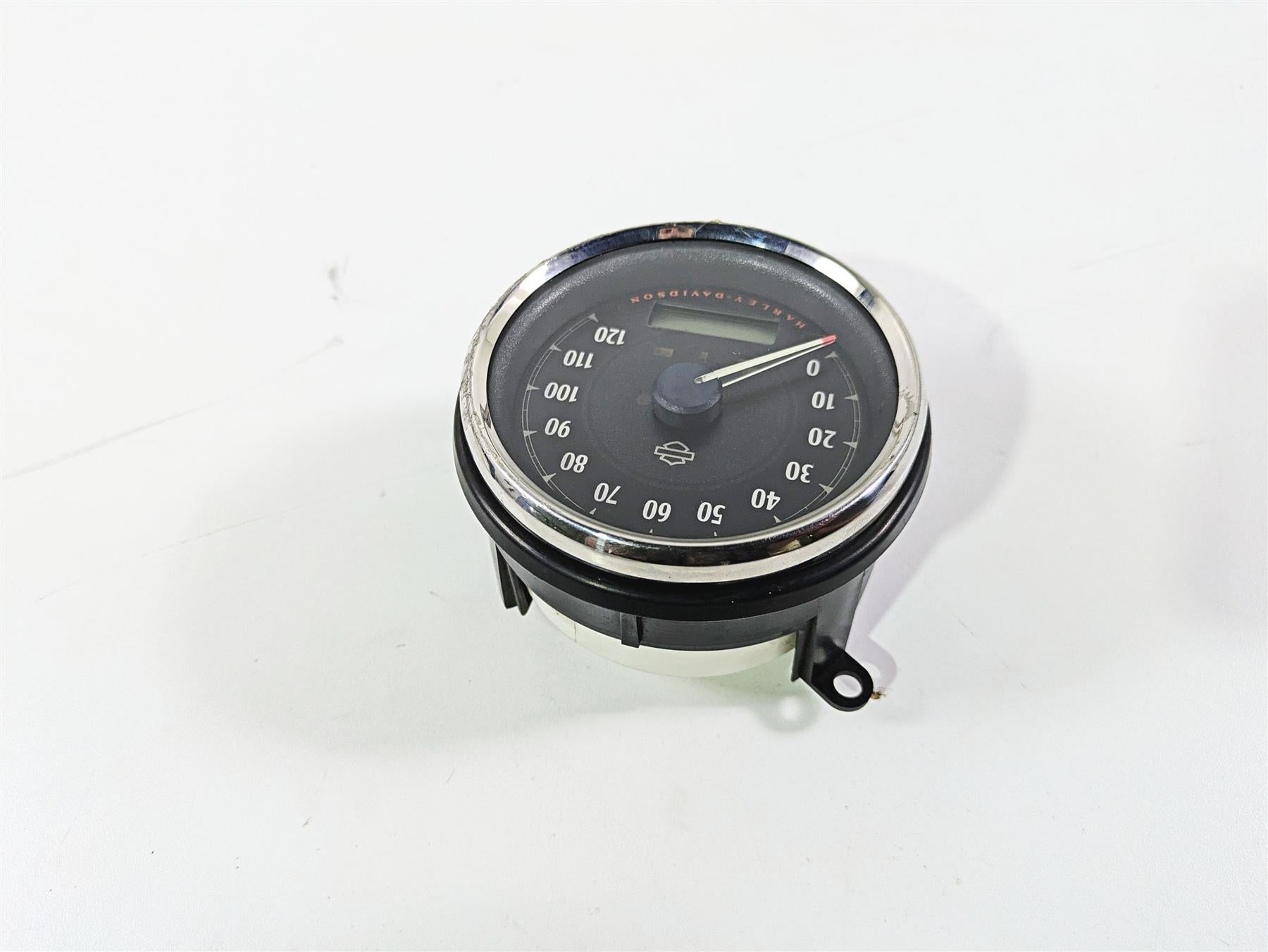 2017 Harley Dyna FXDB Street Bob Speedometer Gauge Instrument 19k 67478-12A {{ shop.shopifyCountryName }} - Mototech271