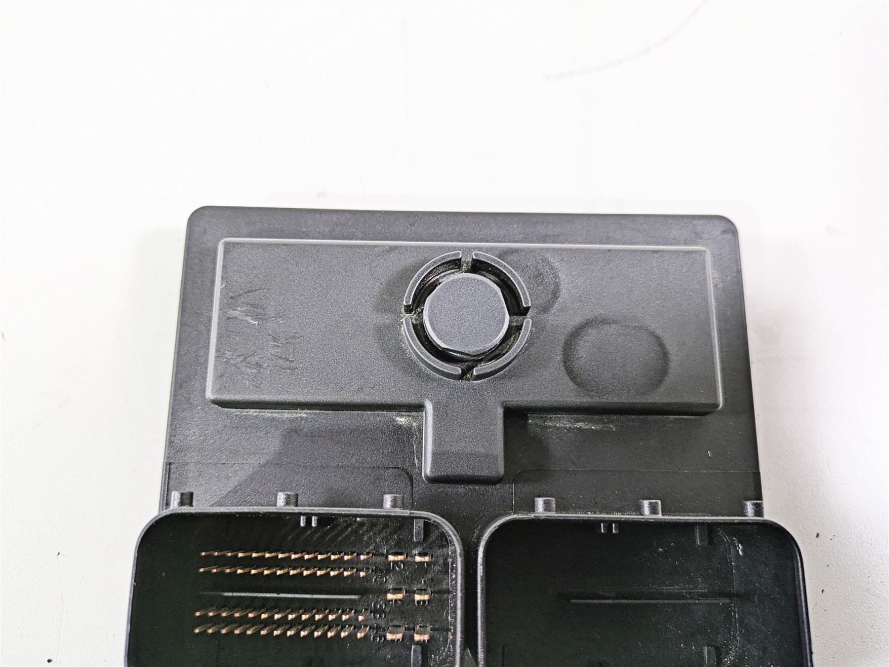2012 BMW R1200R K27 Zfe Basic High Control Module Unit Ecm Ecu 61358554941 {{ shop.shopifyCountryName }} - Mototech271