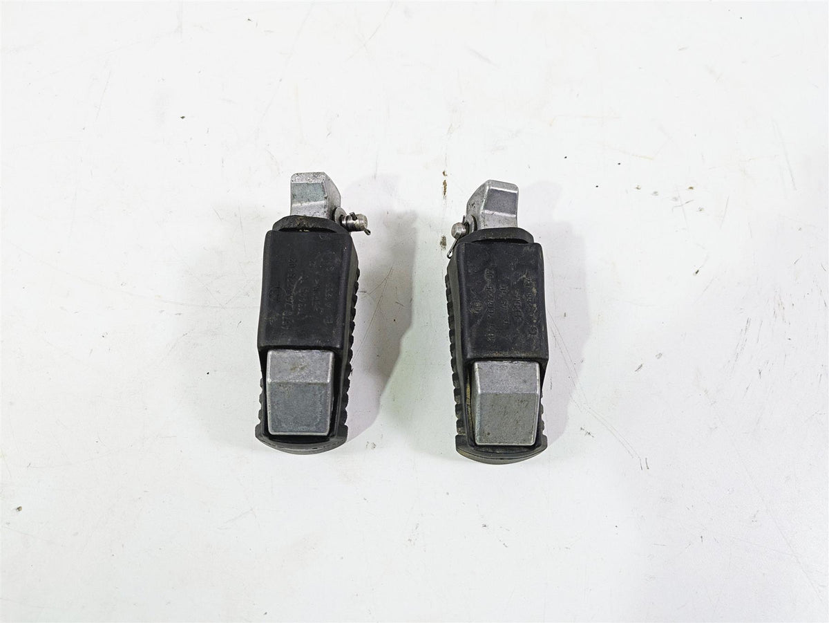 2017 BMW F800GS Adv K75 Passenger Footpeg Foot Peg Set 46717664225 {{ shop.shopifyCountryName }} - Mototech271