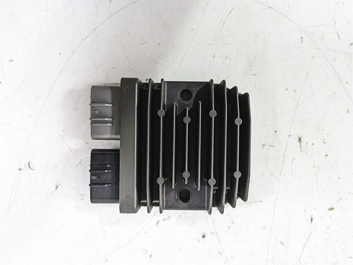 2017 BMW S1000R K47 Rectifier Voltage Regulator FH020CA 12317718422 {{ shop.shopifyCountryName }} - Mototech271