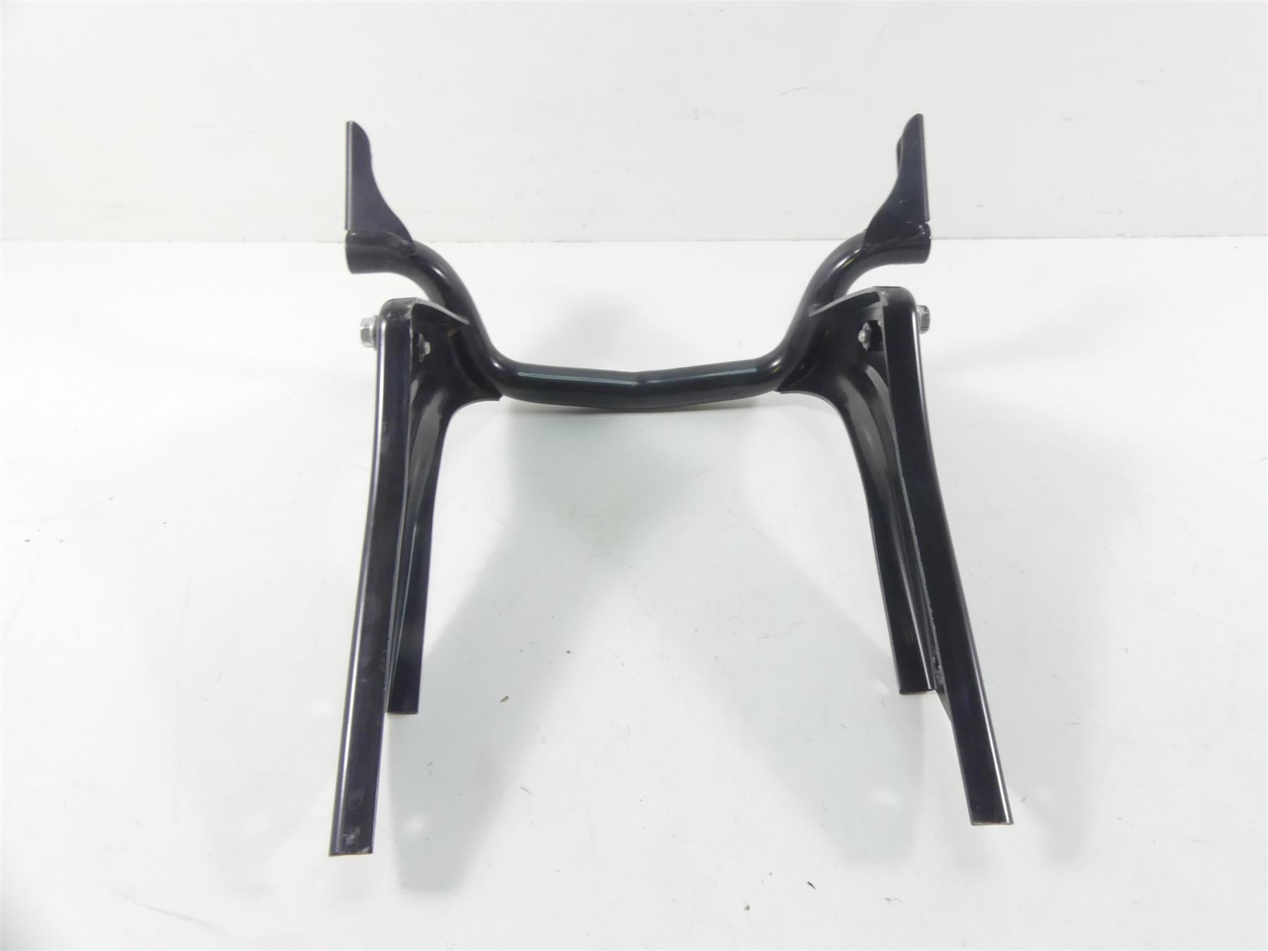 2016 Indian Chieftain Dark Horse Rear Fender Support Stay Bracket 1019383-329 {{ shop.shopifyCountryName }} - Mototech271