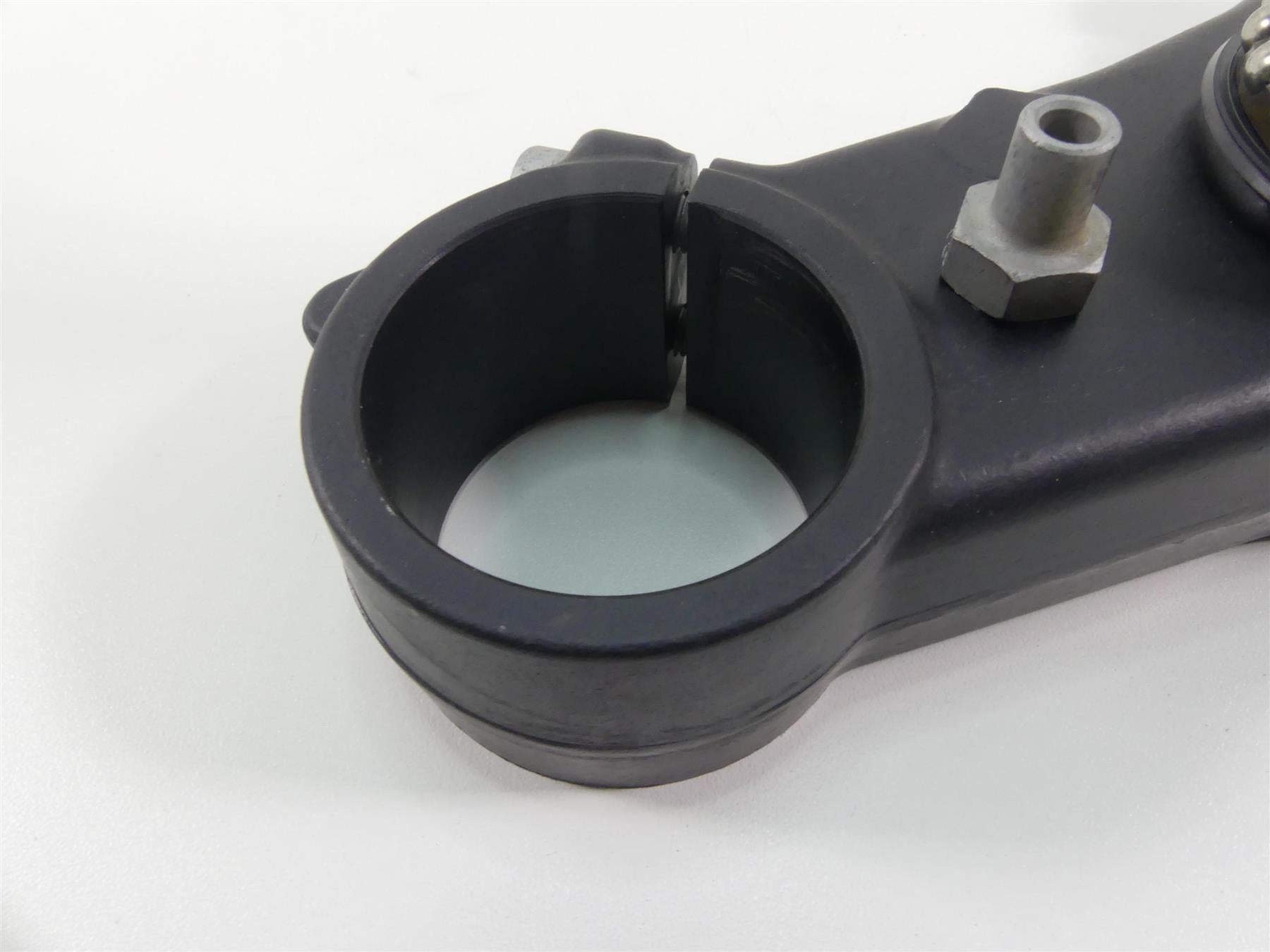 2021 Aprilia Tuono 660 Lower Triple Tree Steering Clamp 2B007296 {{ shop.shopifyCountryName }} - Mototech271
