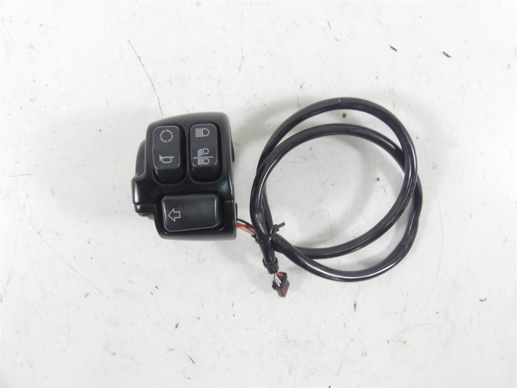 2018 Harley Softail FXBB Street Bob Left Hand Lights Control Switch 71500292 {{ shop.shopifyCountryName }} - Mototech271