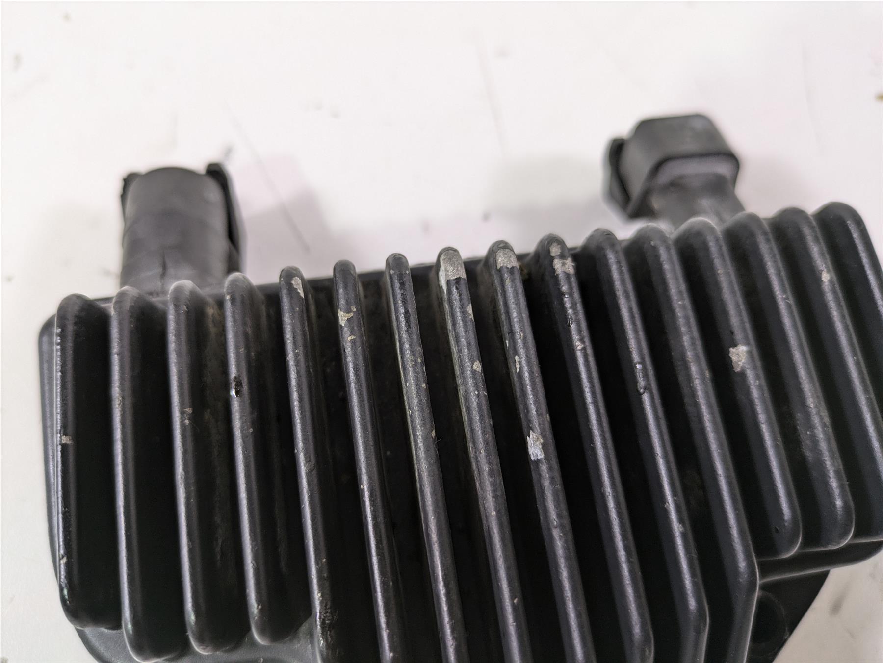 2015 Harley FXDL Dyna Low Rider Rectifier Voltage Regulator 74631-08A {{ shop.shopifyCountryName }} - Mototech271