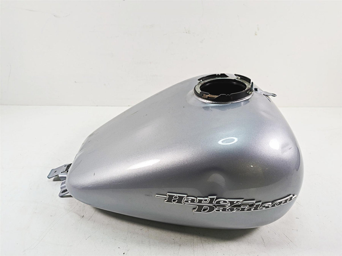2020 Harley Touring FLHX Street Glide Fuel Gas Petrol Tank - Dented 61356-08 {{ shop.shopifyCountryName }} - Mototech271