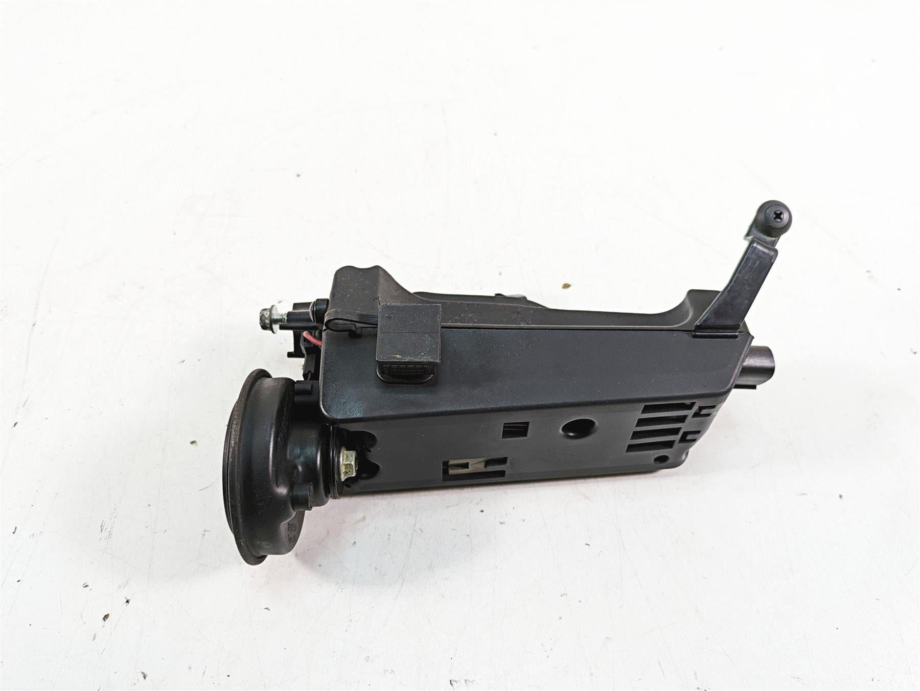 2020 Harley Softail FXBB Street Bob Horn + Media Usb Wiring Box 69201654 | Mototech271