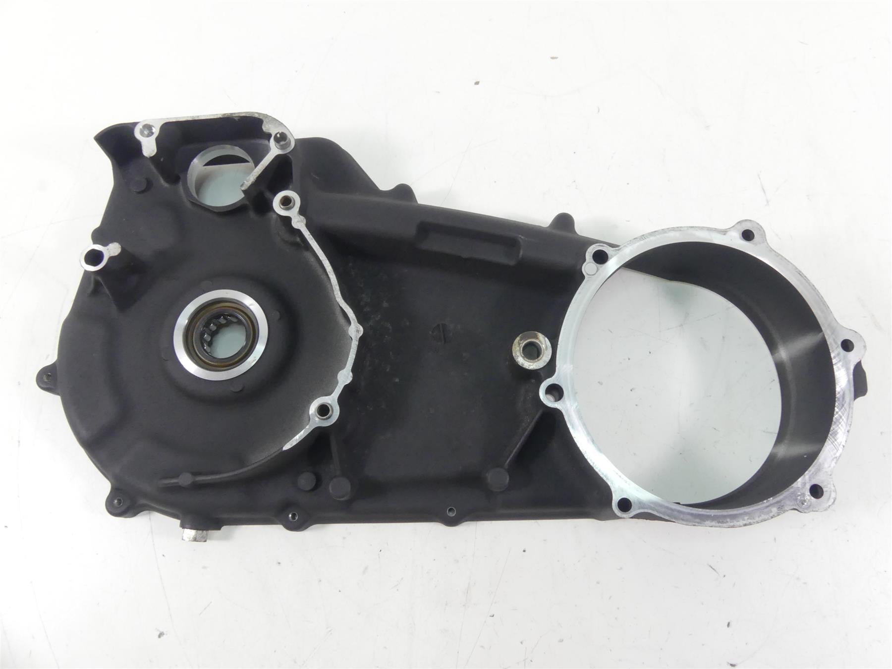 2009 Harley FXDF Dyna Fat Bob Inner Primary Drive Clutch Cover Mid Ctrl 60681-06 {{ shop.shopifyCountryName }} - Mototech271