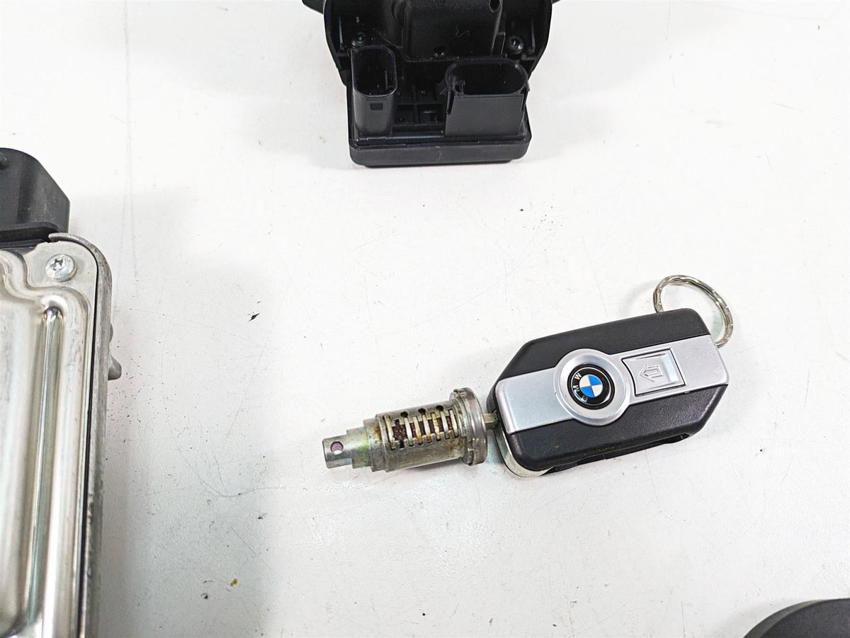 2016 BMW R1200R K53 Cdi Handsfree Keyless Ignition Switch Lock Set 8552934 {{ shop.shopifyCountryName }} - Mototech271