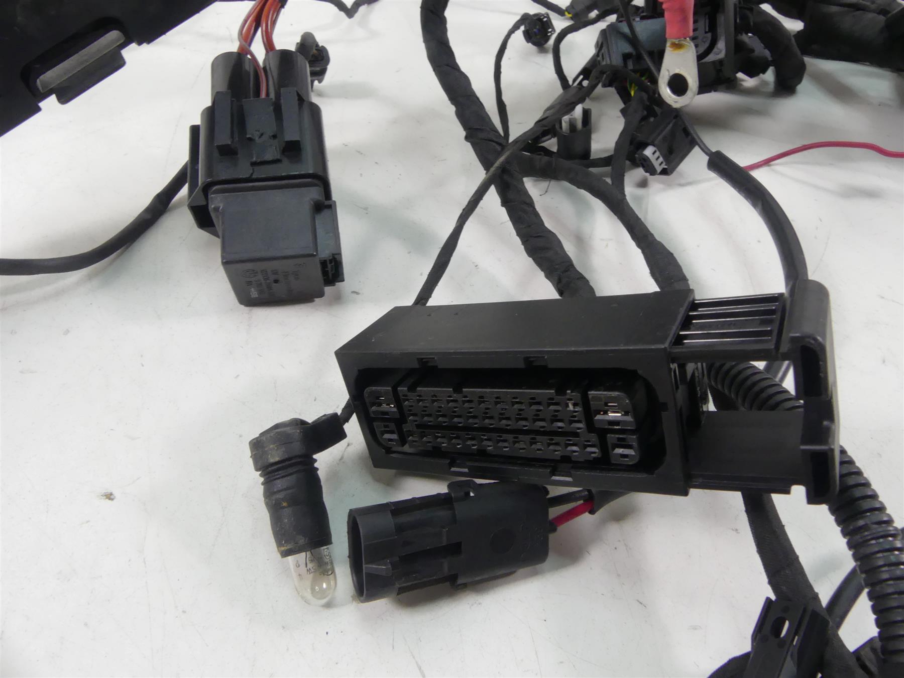 2016 BMW R1200RS K54 Engine & Main Wiring Harness Esa Abs 61118562125 {{ shop.shopifyCountryName }} - Mototech271