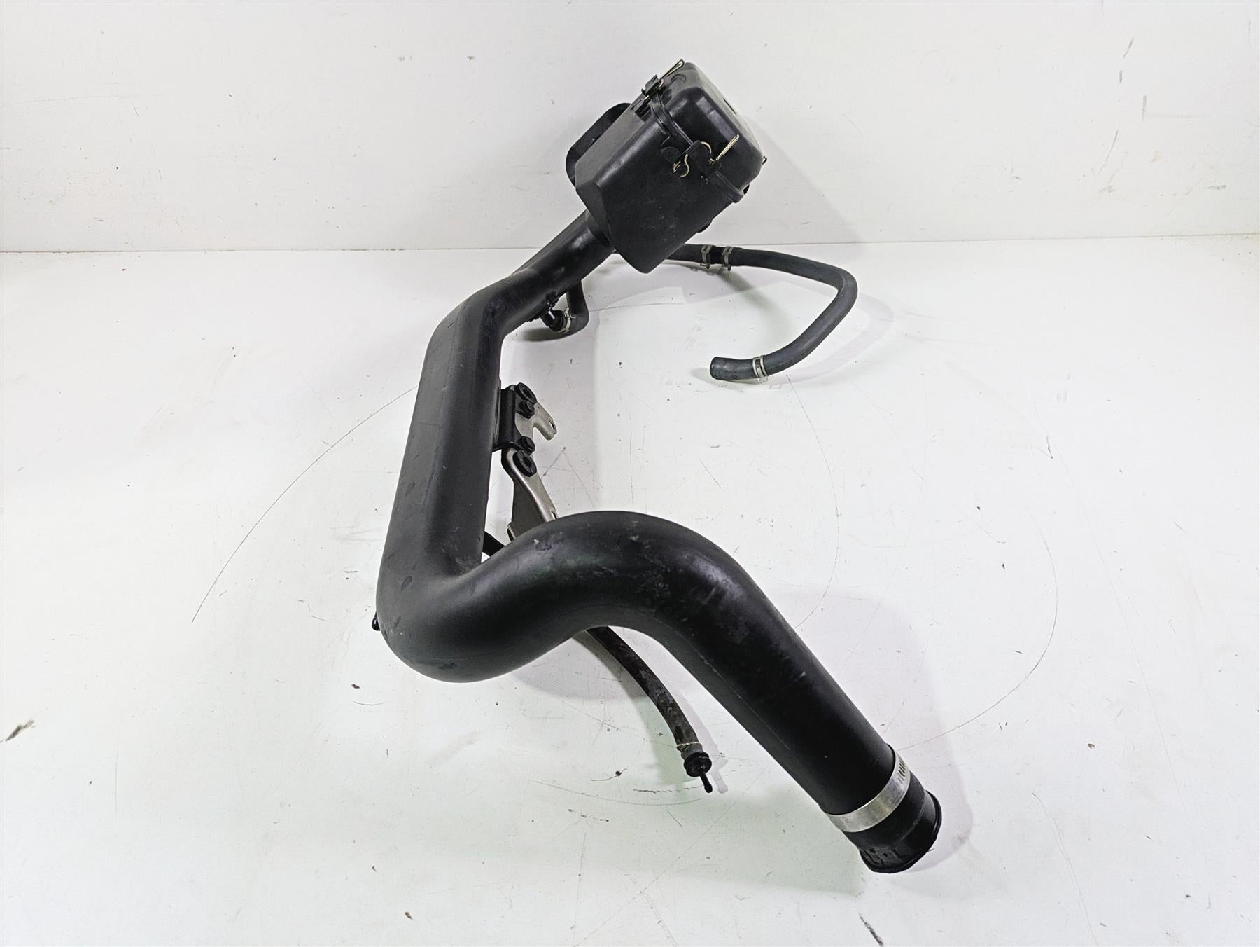 2004 Honda Aquatrax R-12X Air Cleaner Breather Filter 17215-HW3-670 17220-HW3-67 {{ shop.shopifyCountryName }} - Mototech271