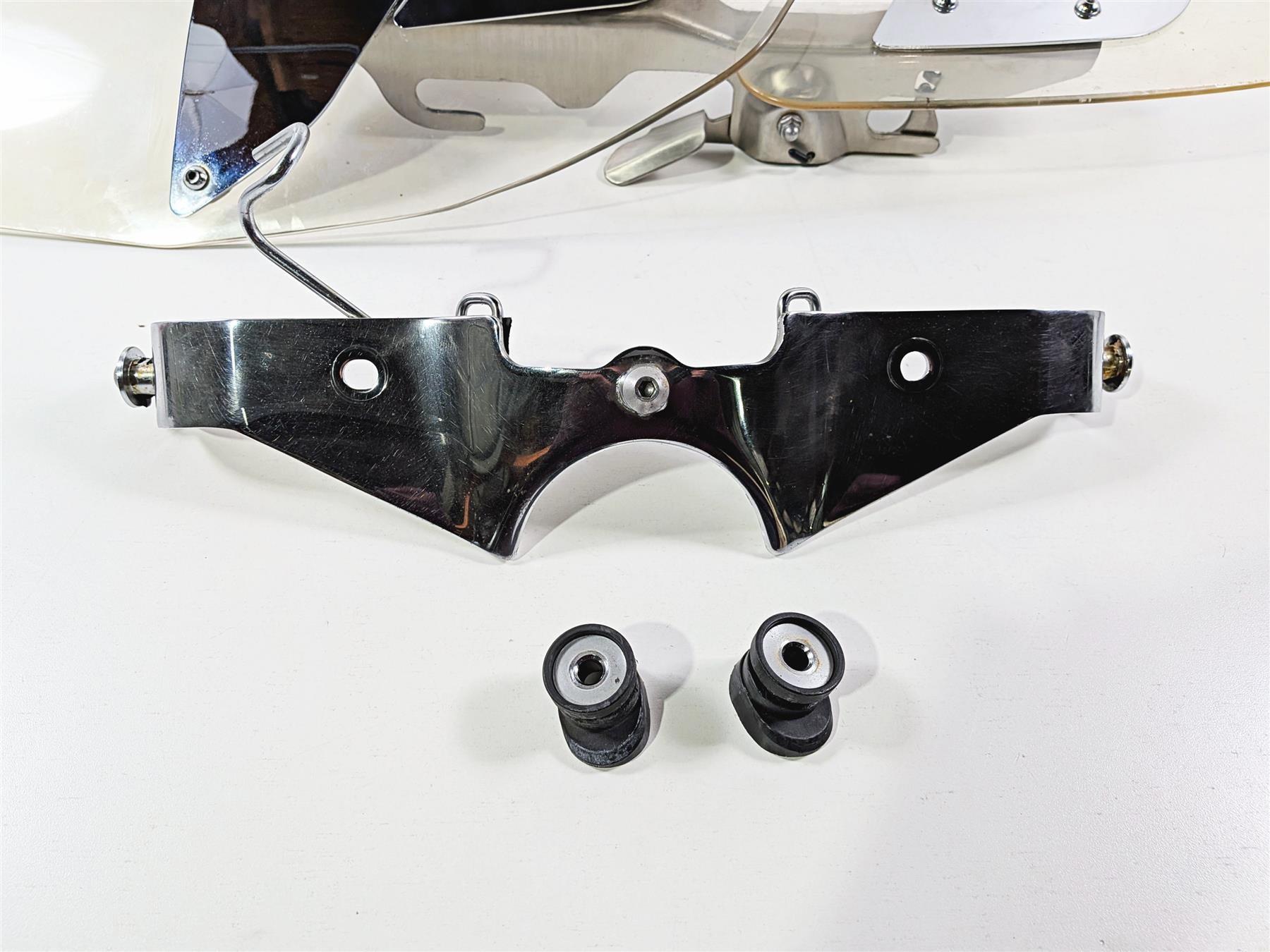 2006 Yamaha XVZ1300 Royal Star Windshield Wind Shield Screen 1D6-2837U-00-00 {{ shop.shopifyCountryName }} - Mototech271
