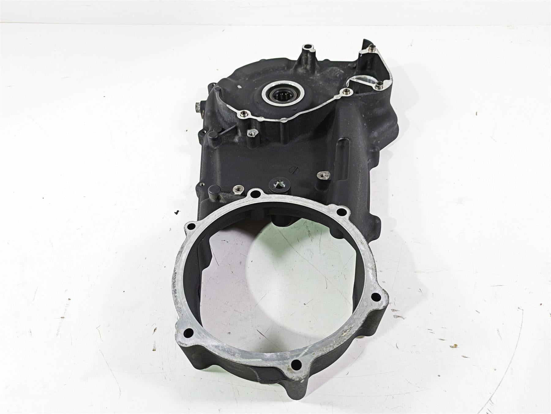 2012 Harley FLD Dyna Switchback Inner Primary Drive Clutch Cover 60681-06C {{ shop.shopifyCountryName }} - Mototech271