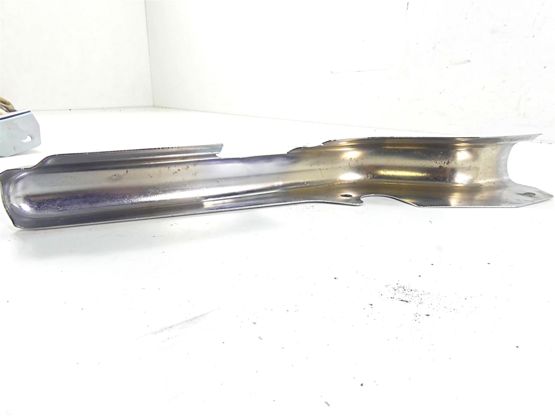 2004 Harley Touring FLHTCUI Electra Glide Rear Frame Chrome Struts 47504-97 {{ shop.shopifyCountryName }} - Mototech271