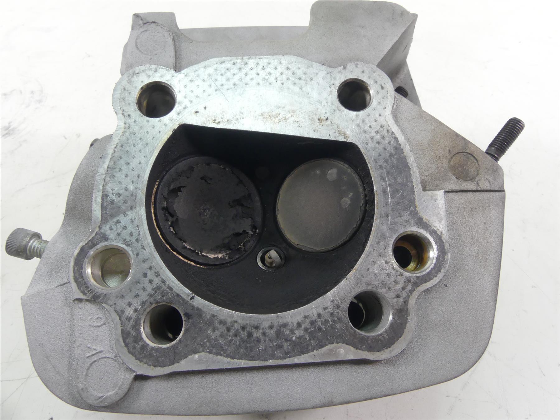 2000 Harley Dyna FXR4 CVO Super Glide Cylinder Head Cylinderhead Set 16720-84C {{ shop.shopifyCountryName }} - Mototech271