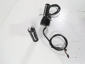 2012 Harley FLD Dyna Switchback Right Control Switch & Blinker 72948-12