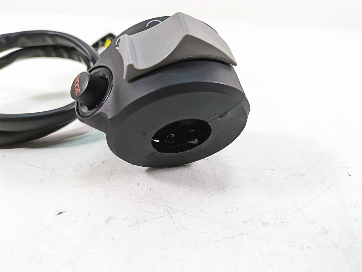 2018 Kawasaki ZX1002 Ninja H2 SX Right Hand Mode Control Switch 46091-0375 {{ shop.shopifyCountryName }} - Mototech271