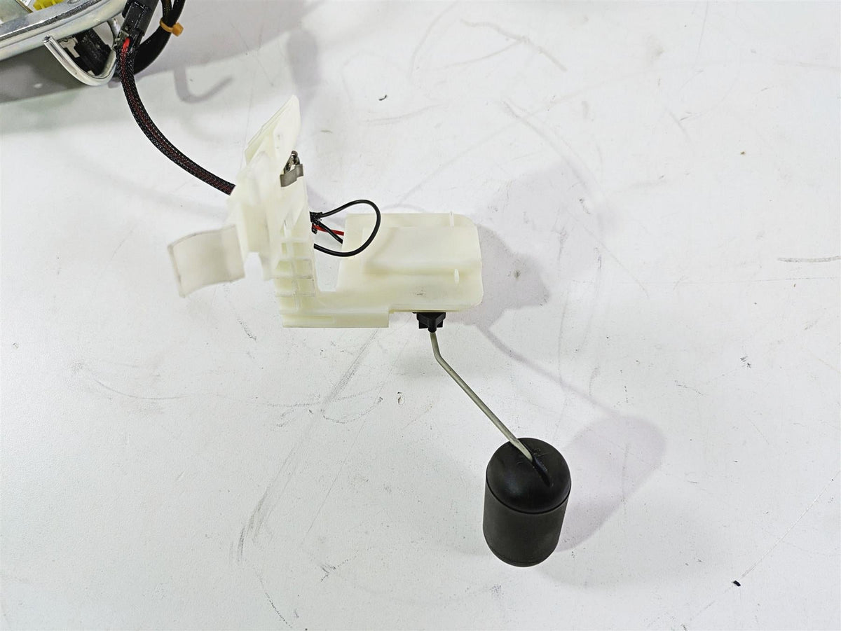 2014 Harley FXDL Dyna Low Rider Fuel Gas Petrol Pump & Sending Unit 75246-04A {{ shop.shopifyCountryName }} - Mototech271