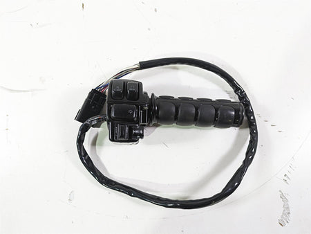 2008 Harley Touring FLHTCU E-Glide 105TH Right Control Switch Cruise 71684-06A {{ shop.shopifyCountryName }} - Mototech271