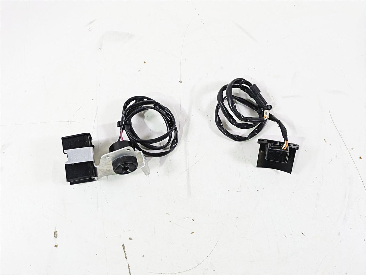 2020 Yamaha Waverunner VX1050 Deluxe Buzzer & Magnet Sensor F1S-68341-00-00 {{ shop.shopifyCountryName }} - Mototech271