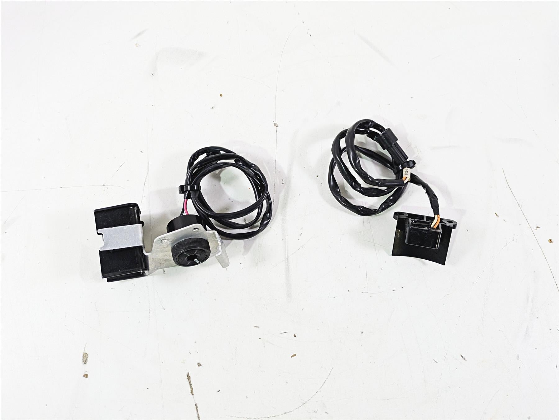 2020 Yamaha Waverunner VX1050 Deluxe Buzzer & Magnet Sensor F1S-68341-00-00 {{ shop.shopifyCountryName }} - Mototech271