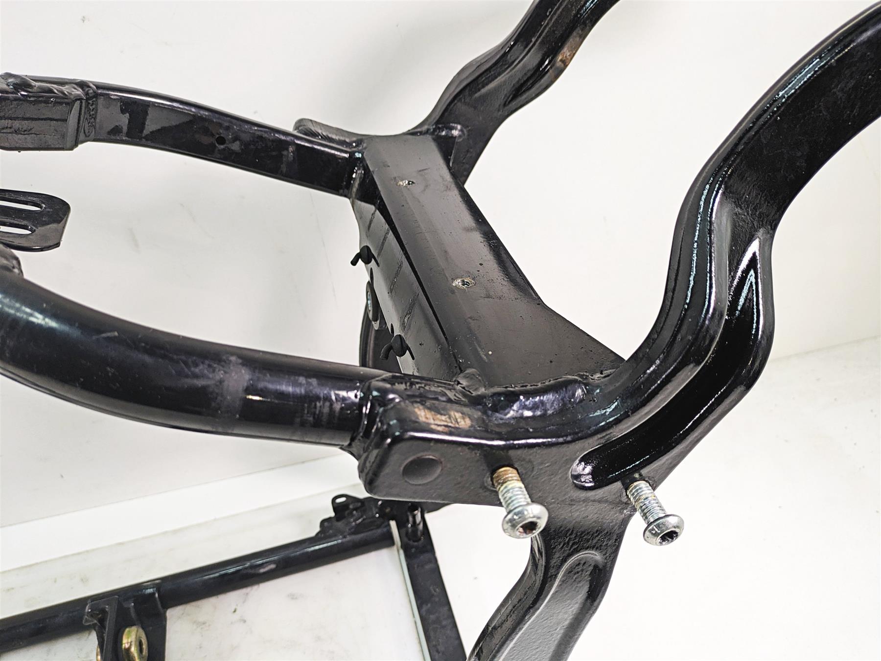 2000 Harley FXSTS Softail Springer Straight Main Frame Chassis With Clean Texas Title 47008-00C {{ shop.shopifyCountryName }} - Mototech271