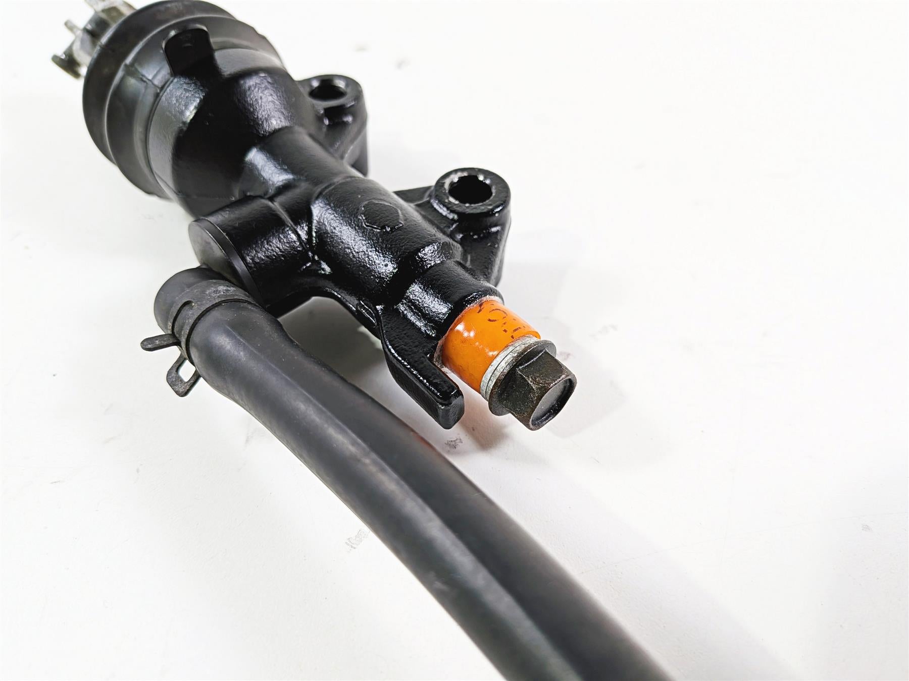 2006 Harley Sportster XL883 Low Rear Brake Master Cylinder 42521-04 {{ shop.shopifyCountryName }} - Mototech271