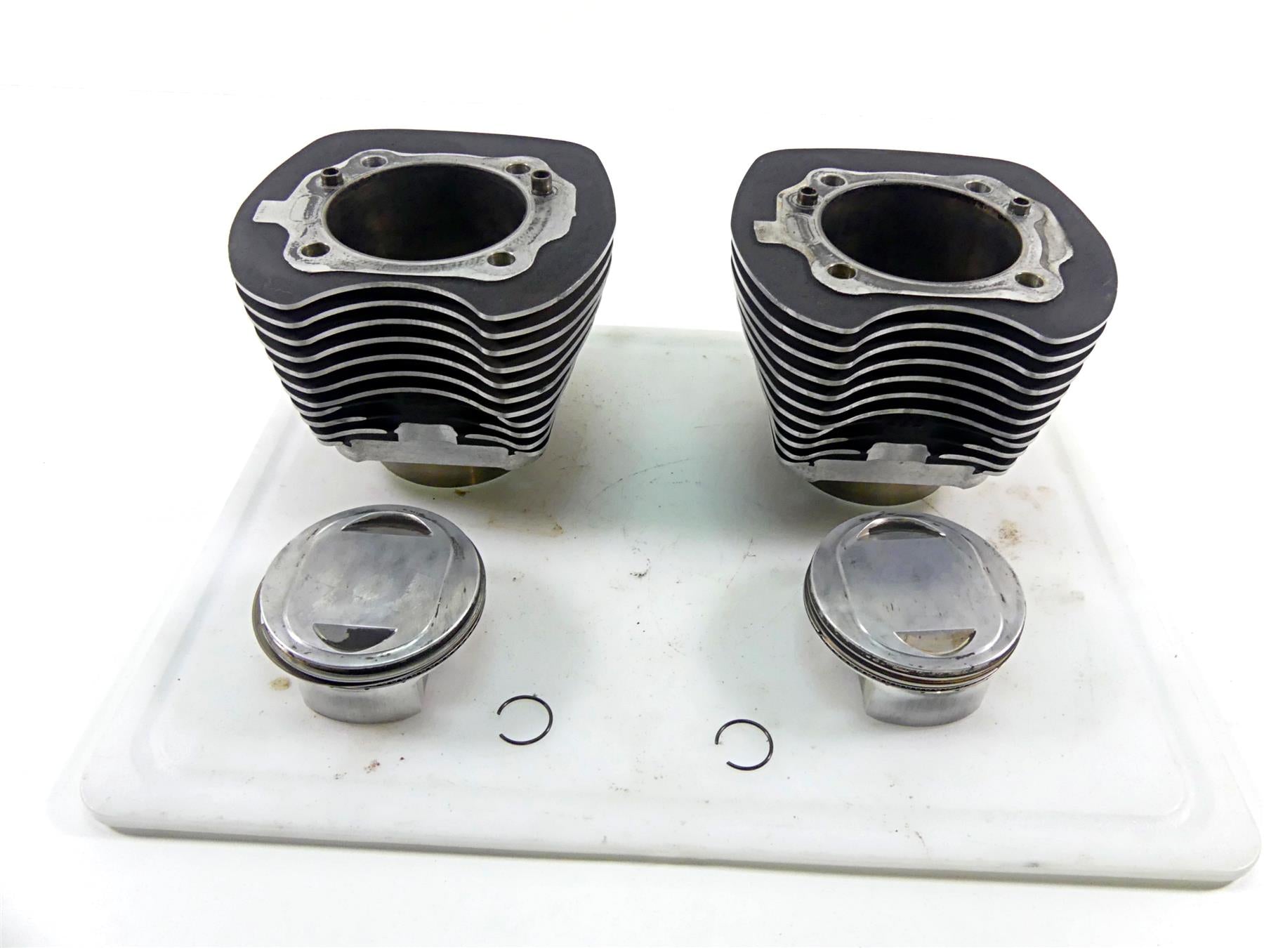 2017 Harley Dyna FXDB Street Bob S&S 110" Sidewinder Big Bore Cylinder Piston -For Parts 910-0651 {{ shop.shopifyCountryName }} - Mototech271