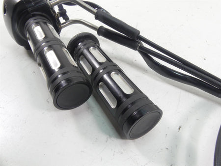 2012 Harley VRSCF Muscle Rod Right Hand Throttle Control Switch - Read 71684-06A {{ shop.shopifyCountryName }} - Mototech271